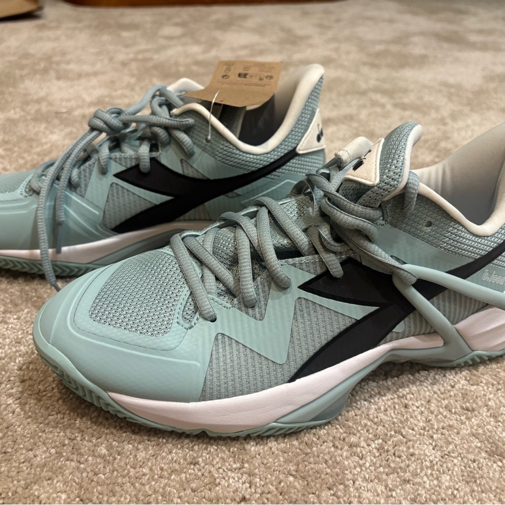 Diadora Brand New! bicon 2 Athletic Shoes in Light Blue and Black